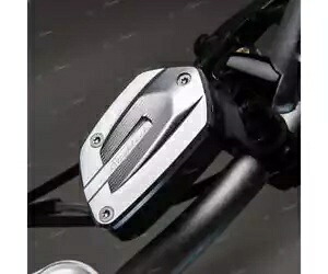 LIGHTECH シルバー ブレーキ/クラッチ メイン シリンダー カバー BMW R NINE-T 2016 2019- LIGHTECH Silver Brake/Clutch Main Cylinder Cover BMW R NINE-T 2016 2019- 【並行輸入品】