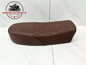 1968 1969 1970 ホンダ CL350 K0-K1-K2 リアヒンジメタルパンブラックオートバイシート。 1968 1969 1970 Honda CL350 K0-K1-K2 Rear Hinge Metal Pan Black Motorcycle Seat. 【並行輸入品】