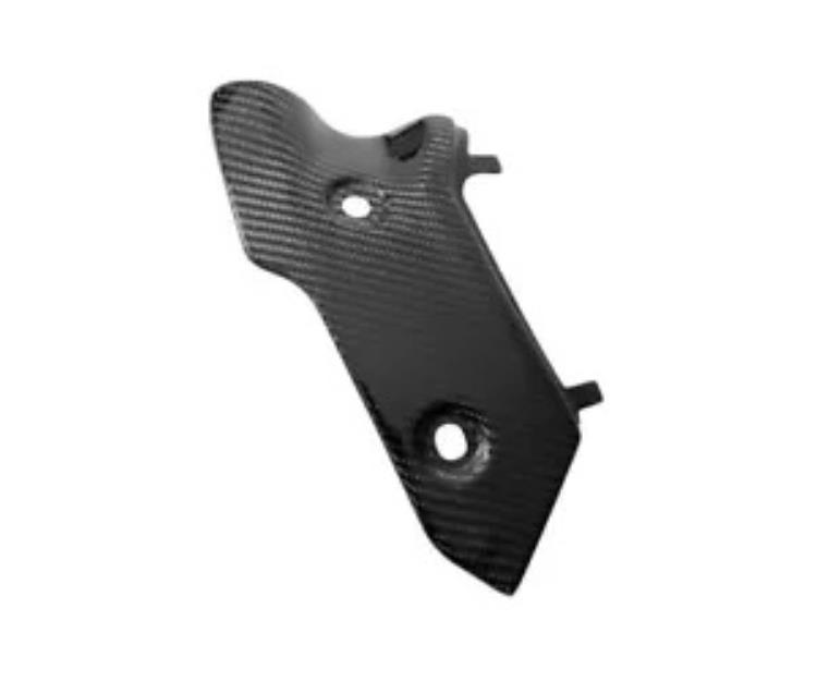 Genial Motor ツイル光沢カーボンエキゾーストカバー ヤマハ YZF-R1 2015 - 2019用 Genial Motor Twill Glossy Carbon Exhaust Cover for Yamaha YZF-R1 2015 - 2019 【並行輸入品】