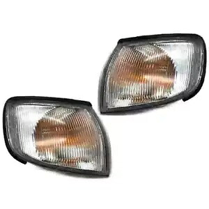 コーナーランプサイドターンシグナルライトペア日産セフィーロ A32 セダン 1996-2001 Corner Lamp Side Turn Signal Light Pair For Nissan Cefiro A32 Sedan 1996-2001 【並行輸入品】