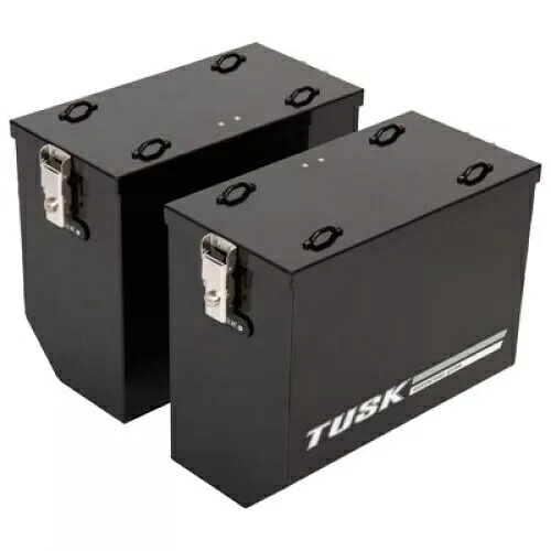 Tusk アルミニウム パニア V2 ラージ ブラック 142-009-0017 Tusk Aluminum Panniers V2 Large Black 142-009-0017 【並行輸入品】