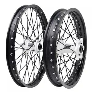 Tusk Impact コンプリート前後ホイール 1.60 x 21 / 2.15 x 19 ブラックリム/ブラック Tusk Impact Complete Front and Rear Wheel 1.60 x 21 / 2.15 x 19 Black Rim/Black 【並行輸入品】