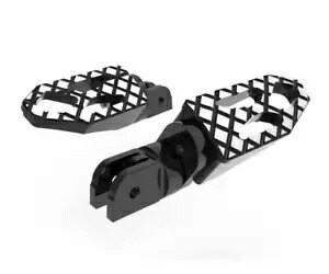 調節可能なパイロット フットペグ キット ブラック Dbk ドゥカティ ディアベル 1260 2019 - 2022用 Adjustable Pilot Footpegs Kit Black Dbk For Ducati Diavel 1260 2019 - 2022 【並行輸入品】