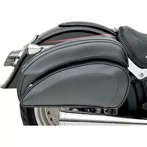 Saddlemen Cruis'n Deluxe サドルバッグ、取り付け金具付き EX000556 Saddlemen Cruis'n Deluxe Saddlebags with Mounting Hardware EX000556 【並行輸入品】｜カスタムパーツ WORLD倉庫