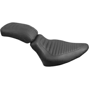 Mustang Motorcycle Products トリッパー ソロ シート - タック アンド ロール - FXST 76736 Mustang Motorcycle Products Tripper Solo Seat - Tuck and Roll - FXST 76736 【並行輸入品】