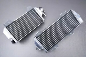 右 + 左強化レーシングウォーターラジエーター冷却スズキ RMZ 250 2010-2012 Right + Left Reinforced Racing Water Radiators Cooling SUZUKI RMZ 250 2010-2012 【並行輸入品】