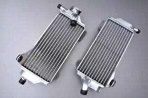 Ultra Amplified Racing ウォータークーラー 右 + リンク ヤマハ YZF 250 YZ250F 2019-2020- Ultra Amplified Racing Water Cooler Right + Link YAMAHA YZF 250 YZ250F 2019-2020- 【並行輸入品】