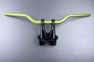 ライザーキット ライトグリーンブラックハンドルバー用 ヤマハ TMAX 500 T-MAX SJ06 2008-2011 Riser Kit for Light Green-Black Handlebar YAMAHA TMAX 500 T-MAX SJ06 2008-2011 【並行輸入品】