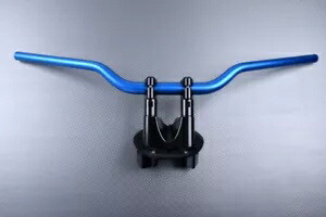 ライザーキット ブルーブラックハンドルバー ヤマハ TMAX 530 / SX / DX SJ14 2017-2019 Riser Kit for Blue-Black Handlebar YAMAHA TMAX 530 / SX / DX SJ14 2017-2019 【並行輸入品】