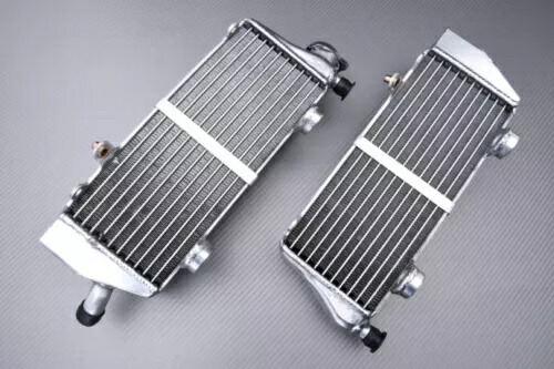 Ultra Amplified Racing ウォータークーラー クーラー右 + リンク KTM XC 150 2010-2014- Ultra Amplified Racing Water Cooler Cooler Right + Link KTM XC 150 2010-2014- 【並行輸入品】