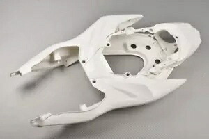 リアトリム完成生スズキ GSX-R 1000 GSXR WVCY 2009-2011- Rear trim complete raw SUZUKI GSX-R 1000 GSXR WVCY 2009-2011- 【並行輸入品】｜カスタムパーツ WORLD倉庫