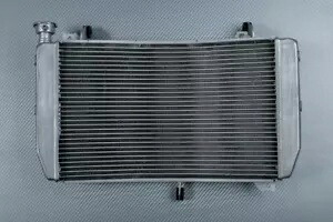 水冷クーラー クーラー オリジナルタイプ アルミ ヤマハ YZF R1 YZF-R1 2015-2019- Water Cooler Cooler Original Type Aluminum Yamaha YZF R1 YZF-R1 2015-2019- 【並行輸入品】｜カスタムパーツ WORLD倉庫