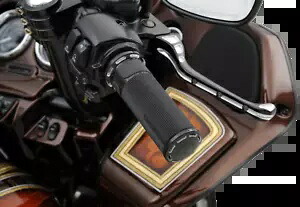 Arlen Ness フライバイワイヤ フュージョン シリーズ グリップ ブラック スロット トラック Arlen Ness Fly-By-Wire Fusion Series Grips Black Slot Track 【並行輸入品】