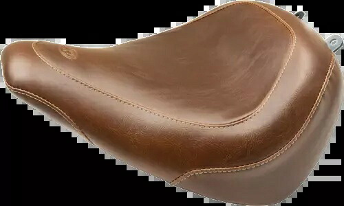 マスタング ワイド トリッパー ソロ シート ブラウン スムース フロント - 背もたれなし #83056 Mustang Wide Tripper Solo Seat Brown Smooth Front - without Backrest #83056 【並行輸入品】 43,560円