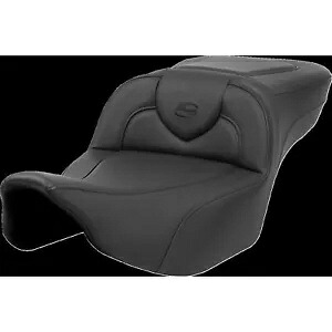 Saddlemen Roadsofa? エクステンデッド リーチ シート - ブラック ステッチ - FL '23-'24 823-07-188 Saddlemen Roadsofa? Extended Reach Seat - Black Stitch - FL '23-'24 823-07-188 【並行輸入品】
