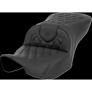 Roadsofa? シート - 背もたれなし - 格子ステッチ - ブラック FL '23-'24 823-07-182 Roadsofa? Seat - without Backrest - Lattice Stitch - Black FL '23-'24 823-07-182 【並行輸入品】｜カスタムパーツ WORLD倉庫