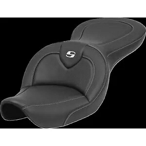 Saddlemen Explorer? ロードソファシート - 背もたれなし - カーボンファイバー 896-05-185 Saddlemen Explorer? Road Sofa Seat - without Backrest - Carbon Fiber 896-05-185 【並行輸入品】