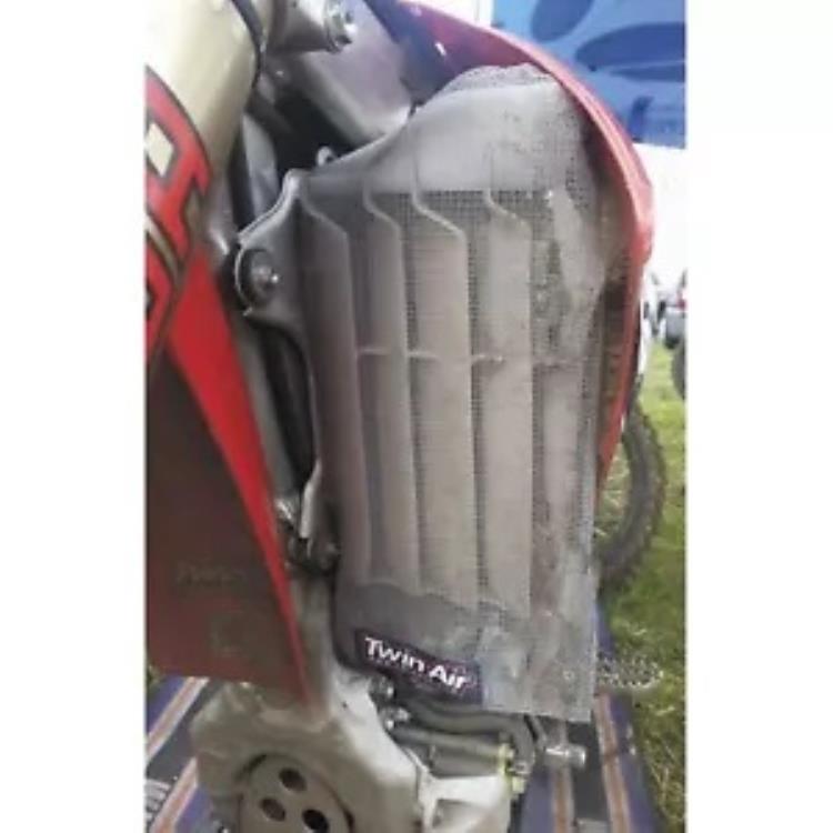 ツインエアラジエタースリーブ 177759SL03 Twin Air Radiator Sleeve 177759SL03 【並行輸入品】