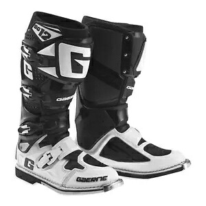 ガエルネ SG-12 ブーツ - ホワイト/ブラック - サイズ/ブラック - サイズ 8 2174-014-8 Gaerne SG-12 Boots - White/Black - Size/Black - Size 8 2174-014-8 【並行輸入品】