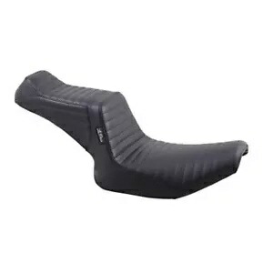 Le Pera テールウィップ シート - プリーツ - FXR '82-'94 L-588PT Le Pera Tailwhip Seat - Pleated - FXR '82-'94 L-588PT 【並行輸入品】