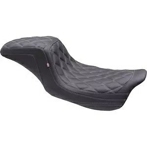 ワンピース 2アップ スクエアバック シート - ガンメタル ステッチ - FL '08-'23 75299GM One Piece 2-Up Squareback Seat - Gun Metal Stitch - FL '08-'23 75299GM 【並行輸入品】｜カスタムパーツ WORLD倉庫