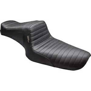 Le Pera テールウィップ シート - プリーツ - XL '83-'03 L-586PT Le Pera Tailwhip Seat - Pleated - XL '83-'03 L-586PT 【並行輸入品】