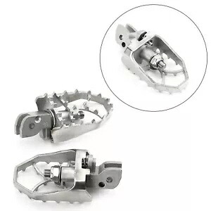 フロントフットレストフットペグ Ducati ハイパーモタード 950 939\\SP 821 1200 SA用 Front Footrests Foot Peg for Ducati Hypermotard 950 939\\SP 821 1200 SA 【並行輸入品】