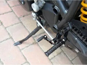 パイロット リアセット Adj ブラック エコー Ducabike Ducati Streetfighter 1098 2009 - 2014 Pilot Rearset Adj Black Echo Ducabike Ducati Streetfighter 1098 2009 - 2014 【並行輸入品】｜カスタムパーツ WORLD倉庫