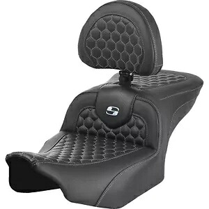 Roadsofa? シート - ハニカム - シルバー ステッチ - FLTR/FLHX '23-'24 823-07-189B5 Roadsofa? Seat - Honeycomb - Silver Stitch - FLTR/FLHX '23-'24 823-07-189B5 【並行輸入品】