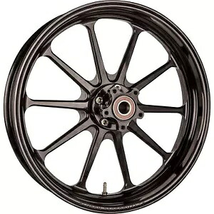Track Pro ホイール - リア/シングルディスク ABS 付き - ブラック - 18"x5.5" 12697814RSLYAPB Track Pro Wheel - Rear/Single Disc with ABS - Black - 18"x5.5" 12697814RSLYAPB 【並行輸入品】|カスタムパーツ WORLD倉庫