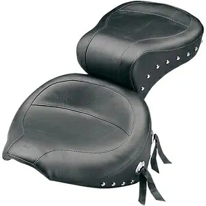 Mustang Motorcycle Products ワイド スタッズ ツーリング シート - ソフテイル '84-'99 75503 Mustang Motorcycle Products Wide Studded Touring Seat - Softail '84-'99 75503 【並行輸入品】