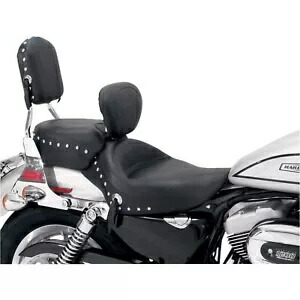 ワイド スタッズ ソロ シート - 運転席バックレスト - XL '04+ 79437 Wide Studded Solo Seat - Driver's Backrest - XL '04+ 79437 【並行輸入品】|カスタムパーツ WORLD倉庫