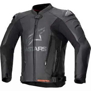 アルパインスターズ GP プラス R v4 レザー ジャケット - ブラック/ブラック - サイズ 50 3100524-1100-60 Alpinestars GP Plus R v4 Leather Jacket - Black/Black - Size 50 3100524-1100-60 【並行輸入品】
