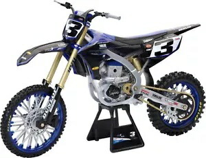 NewRay 1:6 おもちゃ ヤマハ ファクトリー チーム YZ450F Eli Tomac #3 W/#1 SX/MX ダートバイク NewRay 1:6 Toy Yamaha Factory Team YZ450F Eli Tomac #3 W/#1 SX/MX Dirt Bike 【並行輸入品】