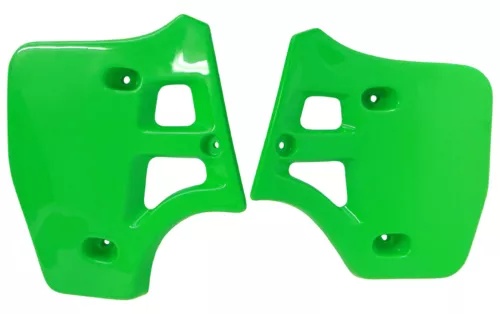 UFO KX グリーン プラスチック ラジエター シュラウド/カバー (KA02712026) UFO KX Green Plastic Radiator Shrouds/Covers (KA02712026) 【並行輸入品】