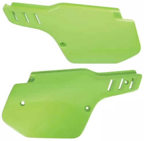 UFO KX グリーン プラスチック リア サイド パネル (KA02713026) UFO KX Green Plastic Rear Side Panels (KA02713026) 【並行輸入品】 42,185円