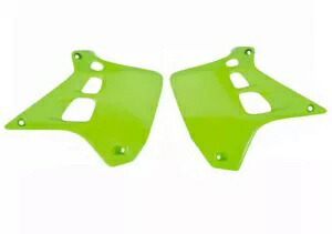 UFO KX グリーン プラスチック ラジエター シュラウド/カバー 90-91 KX250 (KA02729026) UFO KX Green Plastic Radiator Shrouds/Covers for '90-91 KX250 (KA02729026) 【並行輸入品】