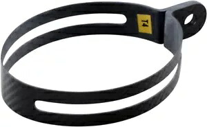 アクラポビッチ T4 カーボンマフラークランプ (P-MCT4) Akrapovic T4 Carbon Muffler Clamp (P-MCT4) 【並行輸入品】