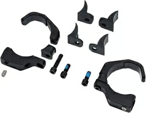 Kuryakyn ブラック パイプ レンチ カスタム ライト フォーク マウント (2580) Kuryakyn Black Pipe Wrench Custom Lights Fork Mounts (2580) 【並行輸入品】