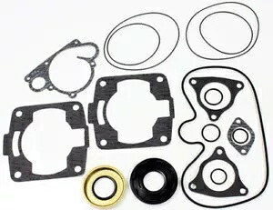 SPi ガスケットキット オイルシール付き #09-711223 Polaris 700 RMK/700 XC/700 SKS SPi Gasket Kit with Oil Seals #09-711223 Polaris 700 RMK/700 XC/700 SKS 【並行輸入品】