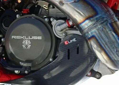 E-Line カーボンファイバー スキッド プレート #BSP25020 ベータ 250 RR/300 RR E-Line Carbon Fiber Skid Plate #BSP25020 Beta 250 RR/300 RR 【並行輸入品】|カスタムパーツ WORLD倉庫