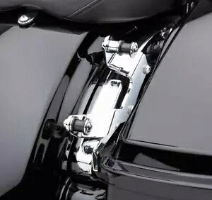 コブラ バックレスト マウンティング キット クローム #602-2100 ハーレーダビッドソン Cobra Backrest Mounting Kit Chrome #602-2100 Harley Davidson 【並行輸入品】