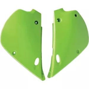 UFO プラスチック サイド パネル - KX 80 '91-97 - グリーン KA02760026 UFO Plastics Side Panels - KX 80 '91-97 - Green KA02760026 【並行輸入品】