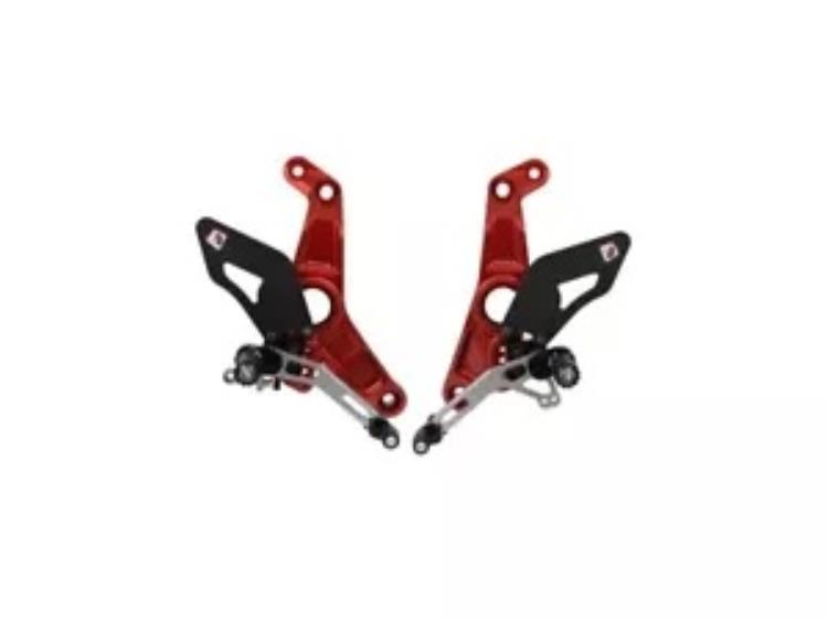 調節可能なリアセット レッドシルバー Ducabike Ducati Monster 1200 R 2016 - 2019用 Adjustable Rearset Red-silver Ducabike For Ducati Monster 1200 R 2016 - 2019 【並行輸入品】|カスタムパーツ WORLD倉庫