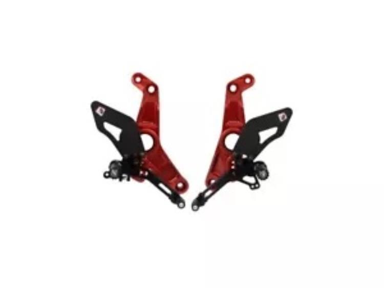 調節可能なリアセット 赤黒 Ducabike Ducati Supersport 936 2017 - 2020用 Adjustable Rearset Red-black Ducabike For Ducati Supersport 936 2017 - 2020 【並行輸入品】