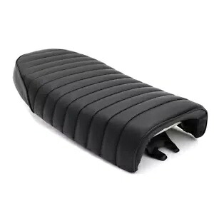 オートバイブラックヴィンテージカフェレーサーシートヤマハ XJ650 XS650 XS500 XT125 600 Motorcycle Black Vintage Cafe Racer Seat For Yamaha XJ650 XS650 XS500 XT125 600 【並行輸入品】