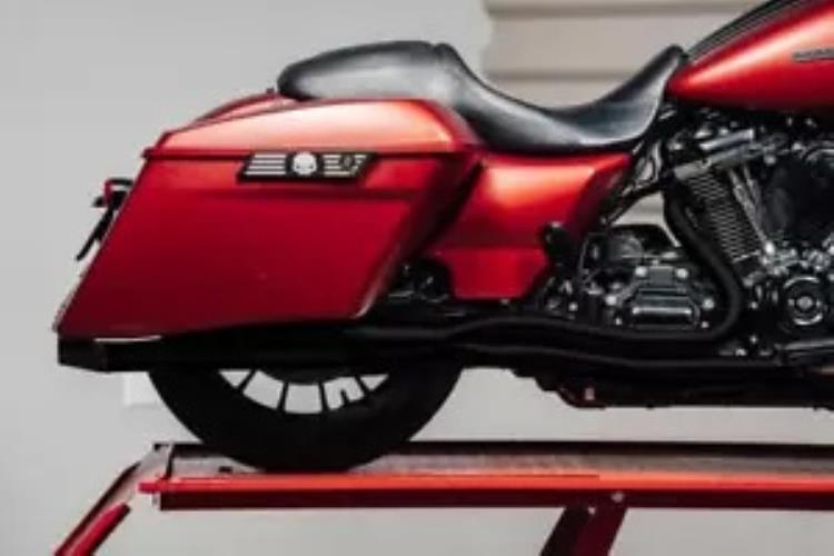 Sawicki Speed Shop 2-into-1 フルレングスフルエキゾーストシステム ブラック #930-01084 Sawicki Speed Shop 2-into-1 Full-Length Full Exhaust System Black #930-01084 【並行輸入品】
