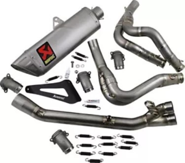 アクラポビッチ エボリューションライン 4:2:1 フルエキゾーストシステム チタン #S-H10E3-APLT Akrapovic Evolution Line 4:2:1 Full Exhaust System Titanium #S-H10E3-APLT 【並行輸入品】
