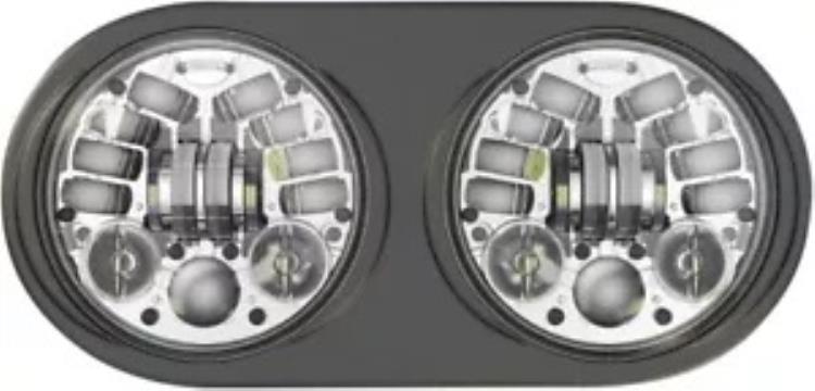 J.W.スピーカー アダプティブ 2 LED ヘッドライト クローム #0555141 ハーレーダビッドソン ロード グライド J.W. Speaker Adaptive 2 LED Headlight Chrome #0555141 Harley Davidson Road Glide 【並行輸入品】｜カスタムパーツ WORLD倉庫