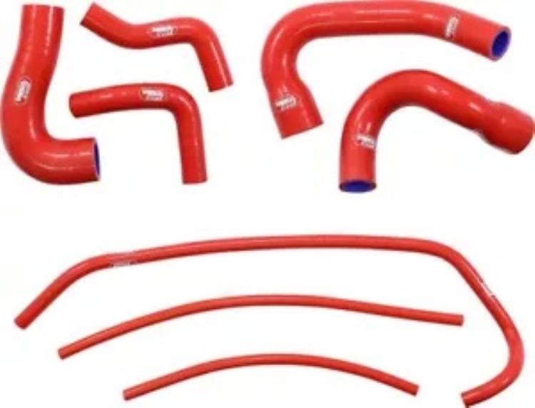 サムコ レッド ラジエターホースキット (YAM-95 RD) Samco Red Radiator Hose Kit (YAM-95 RD) 【並行輸入品】